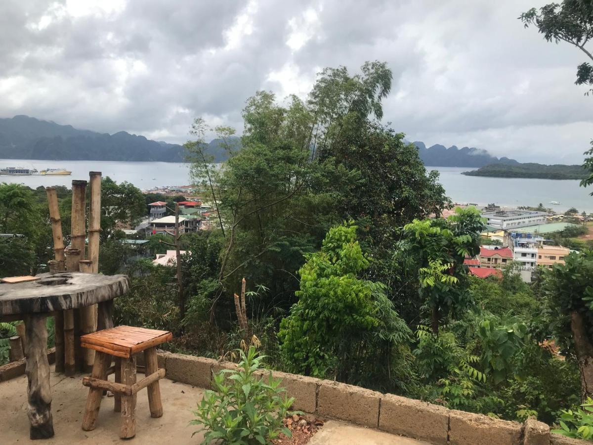 Bayview Coron Kawa Resort Exteriör bild